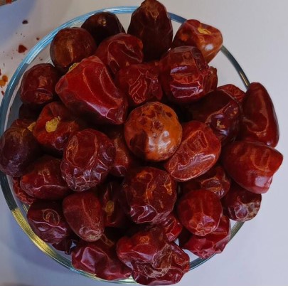 Red Chilli Whole Kunri (Salam Mirch Kunri)